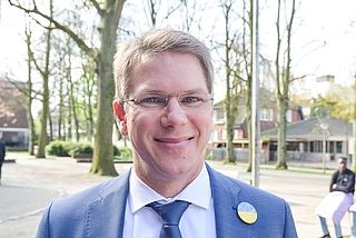 Peer-Olaf Reich, Leiter der Bismarckschule Elmshorn, stellt ab August 2023 einen neuen Einführungsjahrgang bereit. (Archiv: Frank)
