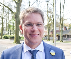 Peer-Olaf Reich, Leiter der Bismarckschule Elmshorn, stellt ab August 2023 einen neuen Einführungsjahrgang bereit. (Archiv: Frank)
