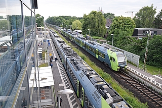 Wer in Tornesch in die RB 61 einsteigt, kommt am Donnerstag, 11. Dezember, nicht auf direktem Weg zum Hauptbahnhof. (Archiv: Frank)