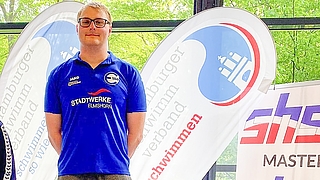 1. Platz: Bennet Fiefeck wurde Landesmeister über 200 Meter Rücken und 200 Meter Lagen bei den Mastermeisterschaften im Landesleistungszentrum Hamburg. (Foto: EMTV)