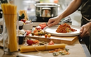 Die Lebensmittelaufsicht des Kreises Pinneberg appelliert an einen bewussten Umgang mit Lebensmitteln. (Symbolfoto: Pixabay)