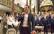 Felix Renner und die Chorknaben Uetersen traten am ersten Adventswochenende dreimal in der Klosterkirche auf. (Foto: Frank)
