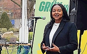 Aminata Touré, Grünen-Spitzenkandidatin für die schleswig-holsteinische Landtagswahl, sprach über den Krieg in der Ukraine, die humanitäre Verantwortung und die politische Notwendigkeit, die Geflüchteten zu unterstützen. (Foto: Grüne)