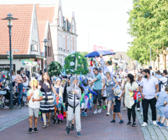 Das Motto des 132. Barmstedter Kinderfestes war "Tiere". Als solche kostümiert zogen die Kinder am Sonnabend, 8. Juli 2023, durch die Innenstadt. (Foto: Meyer-Lutz) 