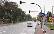 Weit und breit sind weder Fußgänger noch Radfahrer zu sehen. Trotzdem ist die Ampel an der Westerstraße, Ecke Deichstraße auf Rot gesprungen. (Foto: Frank)