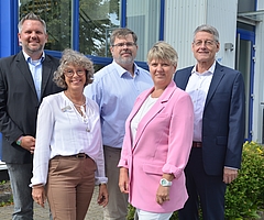 Werden dem Fachpublikum auf der Expo Real Rede und Antwort stehen: Stefan Pummer (von links, Stadt Tornesch), Angelika von Bargen (Stadt Elmshorn) sowie Carl-Eric Pudor, Susanne Heyn und Harald Schroers von der WEP. (Foto: WEP)