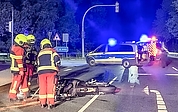 Das Motorrad liegt auf der Ahrenloher Straße neben der Linksabbiegespur zum Zugbringer der Autobahn 23 Richtung Süden. (Foto: Polizei)