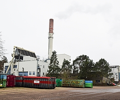 In der Bunkeranlieferhalle der GAB in Ahrenlohe wurde eine Kiste mit Splittergranaten und Munition gefunden. (Archiv: Frank)