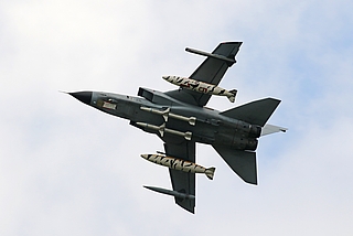 Ein Überschallflug sorgte am 16. Oktober 2026 nördlich von Hamburg für einen Knall. (Symbolfoto: Andreas Glöckner auf Pixabay)