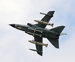 Ein Überschallflug sorgte am 16. Oktober 2026 nördlich von Hamburg für einen Knall. (Symbolfoto: Andreas Glöckner auf Pixabay)