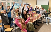 Die Schülerinnen und Schüler hatten beim Weihnachtsbasar viel Spaß. (Foto: Jacob-Struve-Schule Horst)