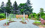 Die neue Anlage zur Bauwerksbegrünung im Arboretum Ellerhoop befindet sich derzeit in den Abschlussarbeiten. Die Eröffnung findet am 29. Juli statt. (Foto: Arboretum Ellerhoop)