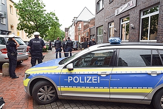 Die Polizei sperrte die Panjestraße zwischen der Mühlenstraße und der Jürgenstraße ab. (Foto: Frank)