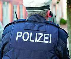 Die Polizei war wachsam: Die Aufklärungsquote im Kreis Pinneberg blieb mit 50,8 Prozent der Fälle stabil. (Foto: Strandmann)