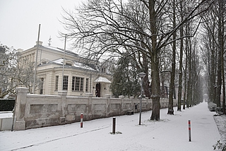 Winterliche Atmosphäre in der Bismarckstraße neben der Weißen Villa. (Foto: Jan-Hendrik Frank)