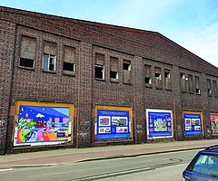 Jetzt soll Klarheit geschaffen werden: Die Denkmalschützer werden per Abrissantrag aufgefordert zu entscheiden, ob die Stadt Elmshorn das Gebäude Berliner Straße 18 abreißen darf oder nicht.  (Foto: Strandmann)