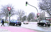 Die Grünphase der Ampel an der Ecke Probstendamm, Wedenkamp dauert seit Mittwoch wieder nur neun Sekunden. (Foto: Frank)