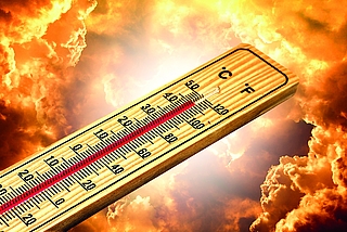 Selbst Temperaturen jenseits der 40 Grad-Marke sind bei uns nicht mehr utopisch. Doch auch darunter kann Hitze schnell gesundheitsgefährdend werden. (Foto: pixabay)