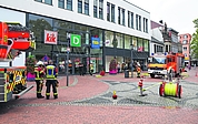 Die Feuerwehr war mit zahlreichen Fahrzeugen auf den Alten Markt angerückt. (Foto: Frank)