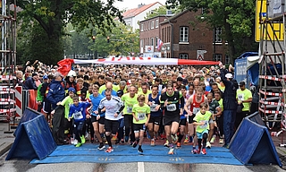 Zum 5-Kilometer-Lauf traten 660 Teilnehmer an. (Foto: Jan-Hendrik Frank)