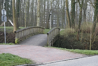 Im Glückstädter Stadtpark wurde eine Granate gefunden. (Archiv: Holsteiner Allgemeine)