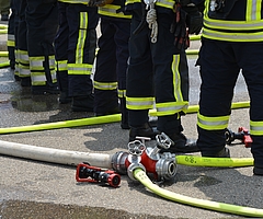 Die Feuerwehr konnte nicht verhindern, dass das Gebäude abbrannte. (Symbolfoto: Pixabay)