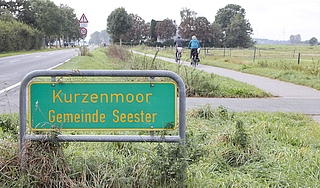 Die Landesstraße 109 führt durch Kurzenmoor. (Archiv: Strandmann)