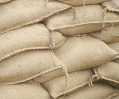 sandsäcke-gestapelt