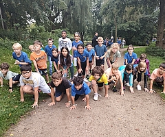 Startschuss für den Lauf der Klasse 4a. (Foto: Anja Wierk)