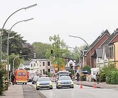 Nichts ging mehr in der Langelohe. Am Ende waren 71 Einsatzkräfte im betroffenen Bereich vor Ort. (Foto: Meyer-Lutz)