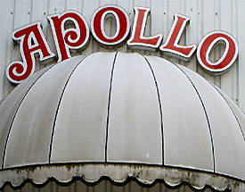 Am Nikolaustag darf im Apollo an der Elmshorner Königstraße die Post abgehen. (Archiv: Holsteiner Allgemeine)